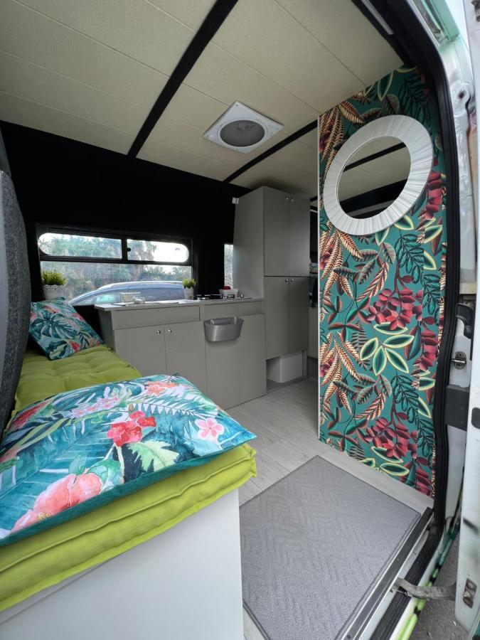 On Road- Feel Freedom With Campervan! Guincho  Exteriör bild