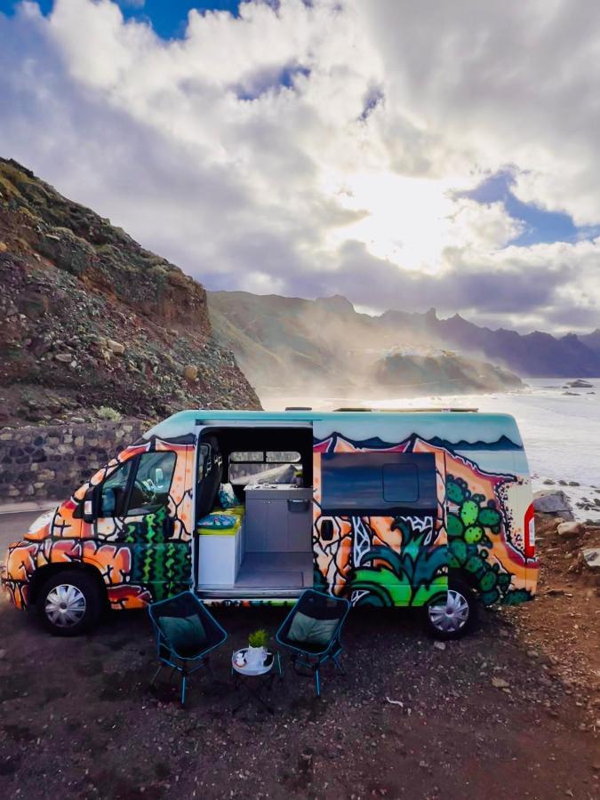 On Road- Feel Freedom With Campervan! Guincho  Exteriör bild